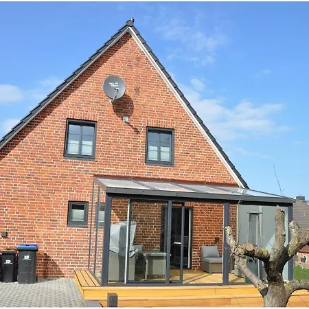 Koenigsberger Strasse Koenigsberger Strasse *